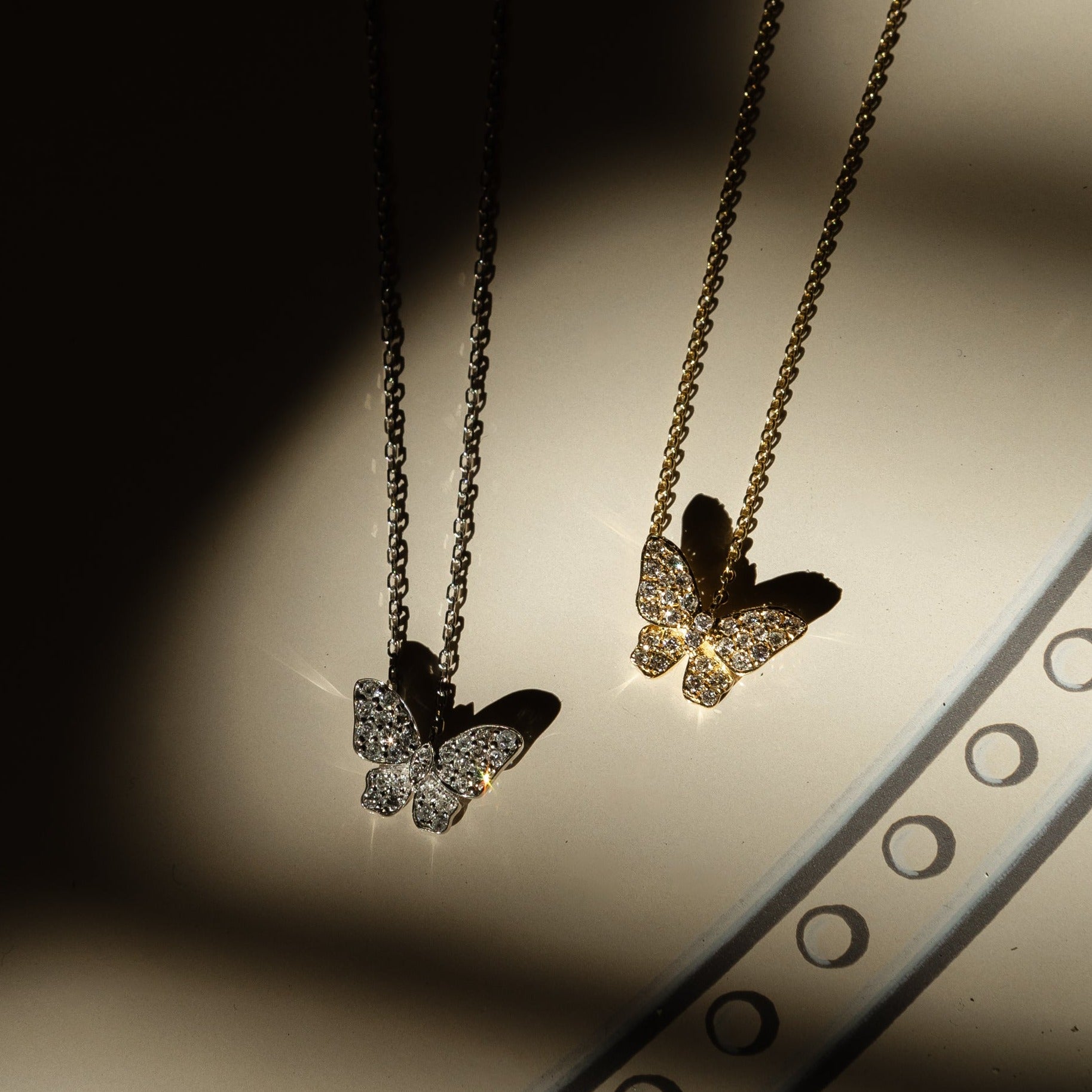 18 Karat Yellow Gold Diamond Butterfly Pendant Necklace