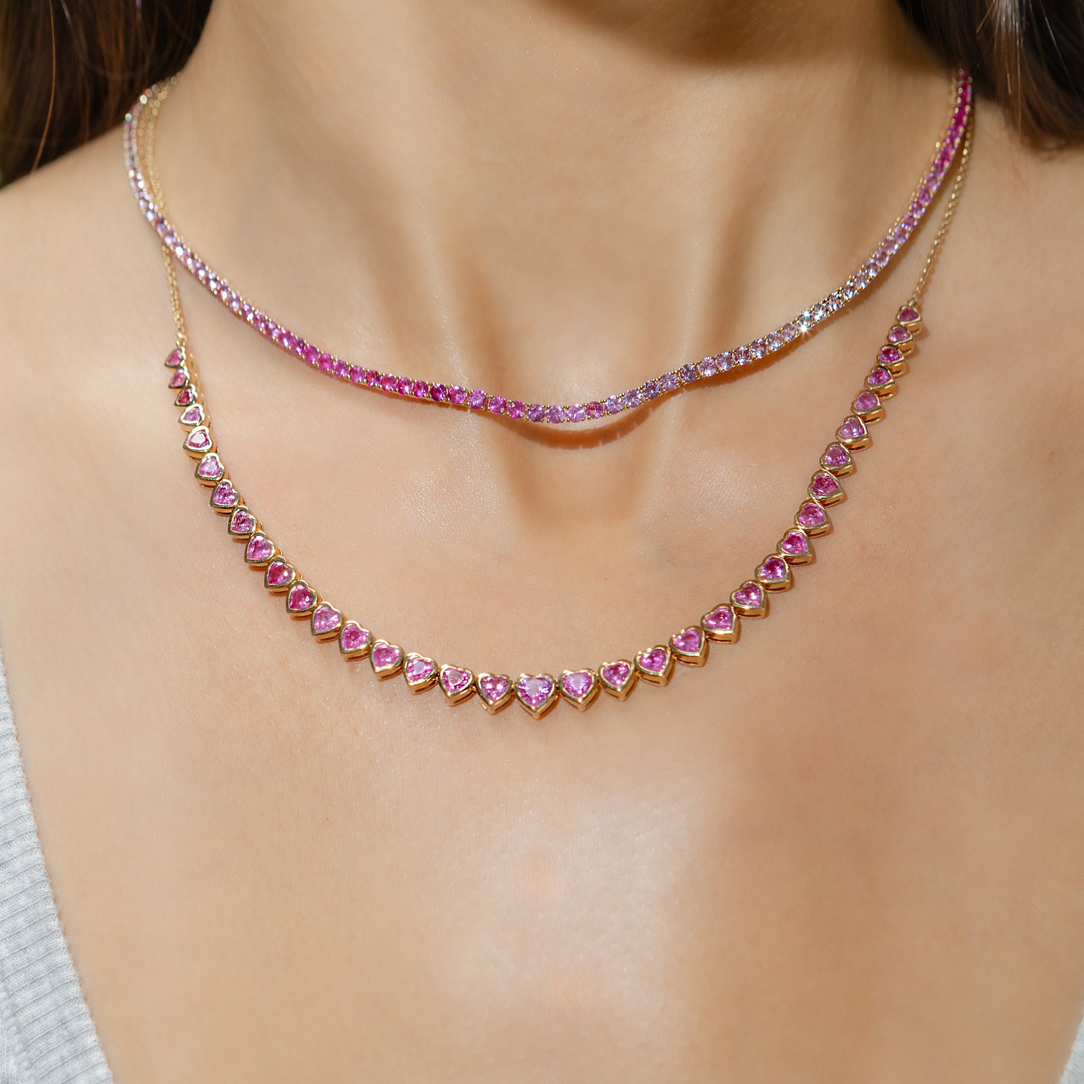 14 Karat Gold and Ombre Pink Sapphire 8.00cts Oval 16.00" Tennis Necklace