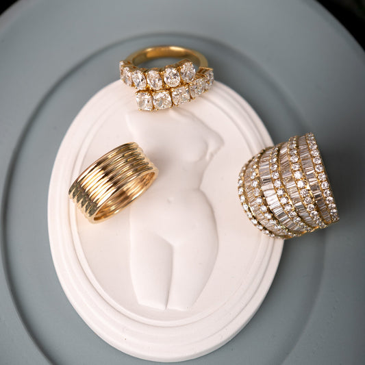 14 Karat Yellow Gold High Polished Barrel Ring