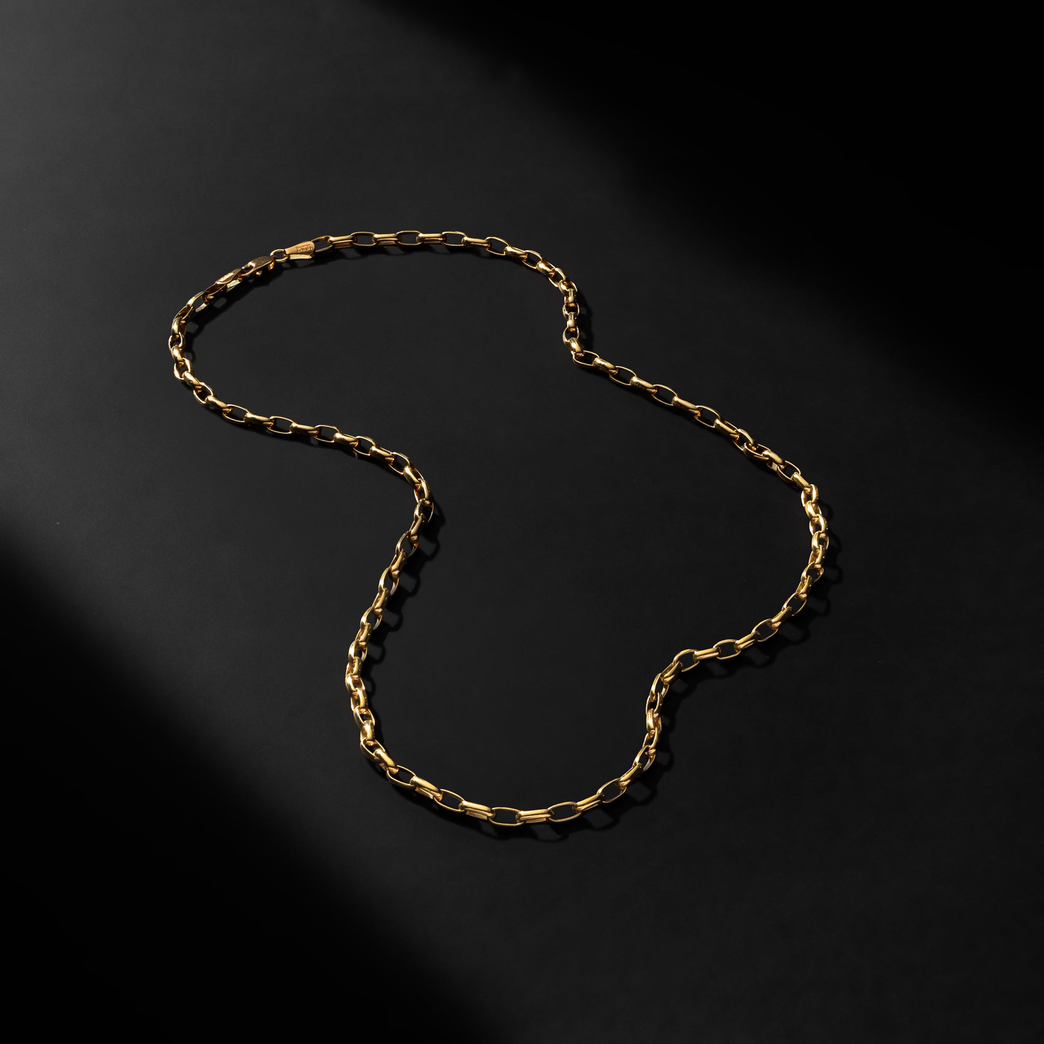 14 Karat Yellow Gold Puffed Oval Chain