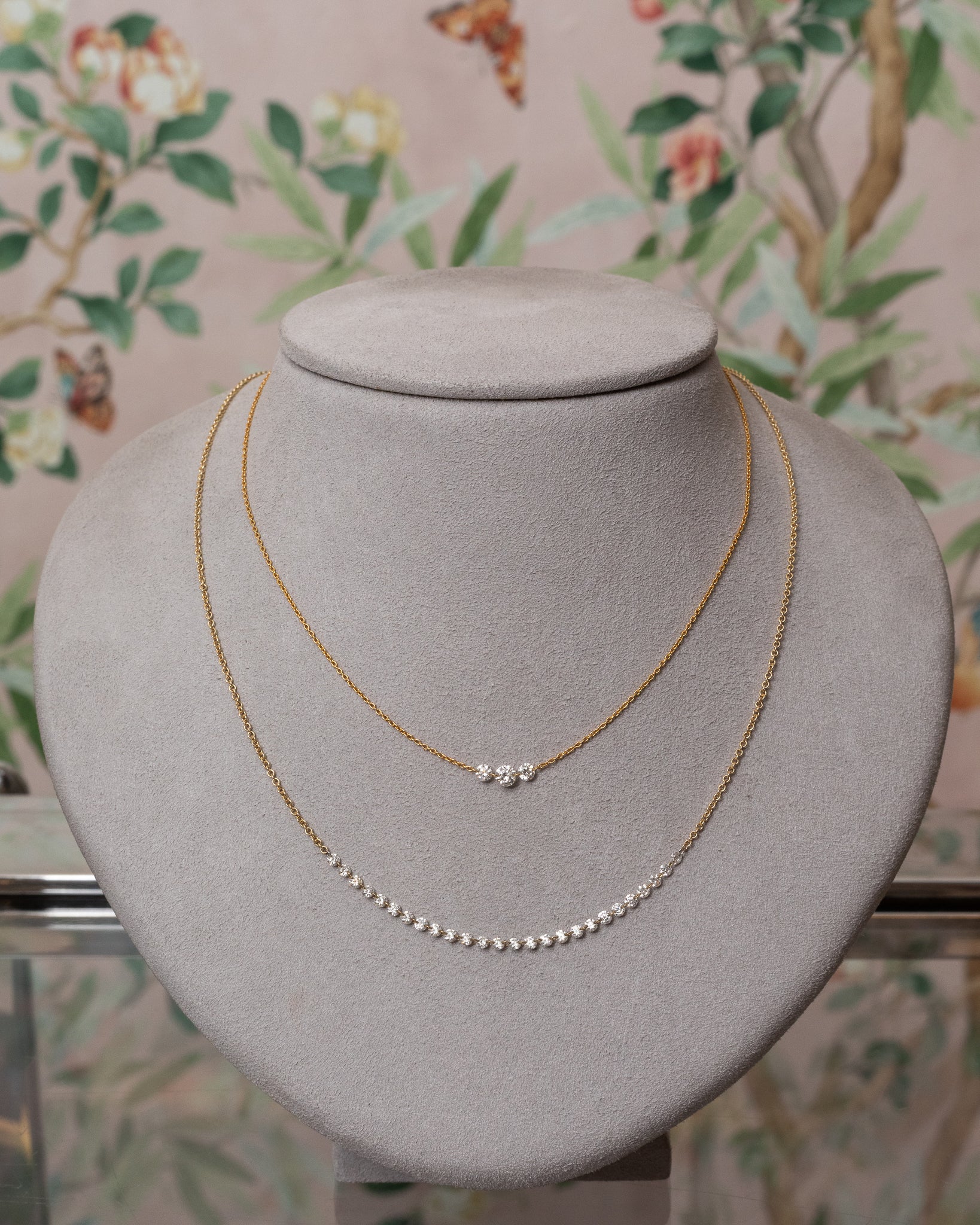 14 Karat Yellow Gold Aspen Air Three Diamond Necklace