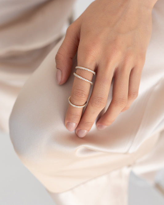 14 Karat Yellow Gold Diamond Knuckle Ring
