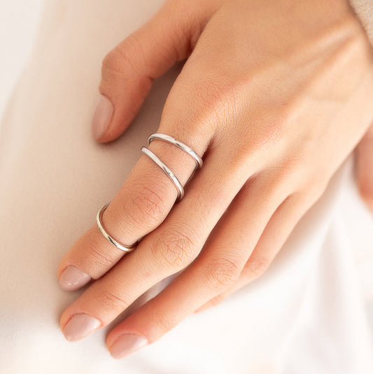 14 Karat White Gold Knuckle Ring