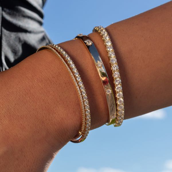 14 Karat Yellow Gold and Diamond Burst Hinge Bracelet