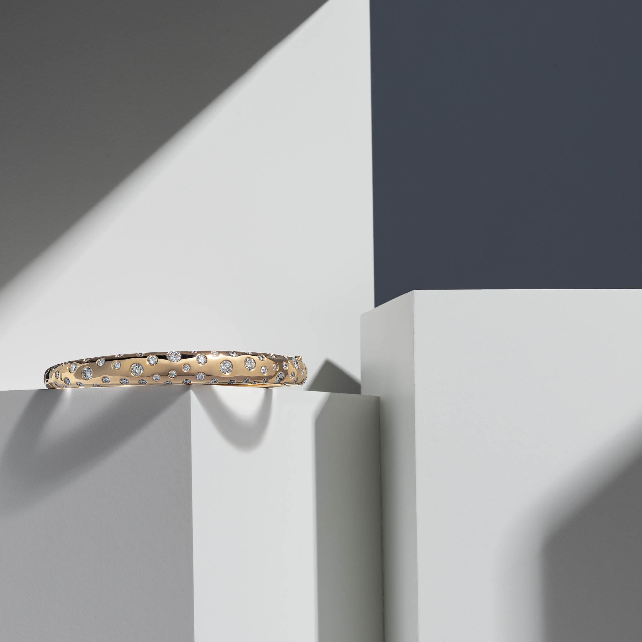 14 Karat Gold Diamond Speckle Hinge Bracelet
