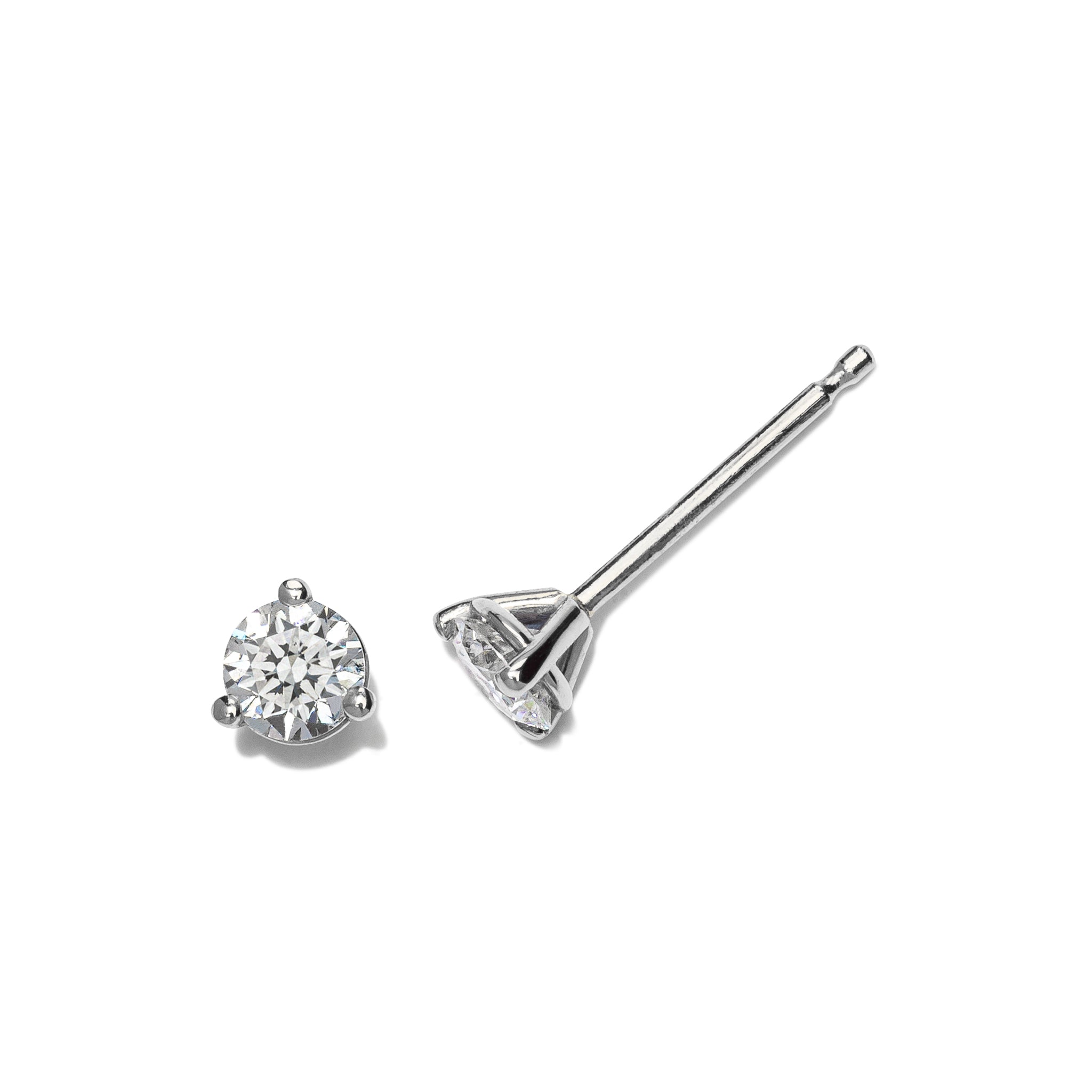 .30ctw 3.5mm Natural Diamond Stud Earrings