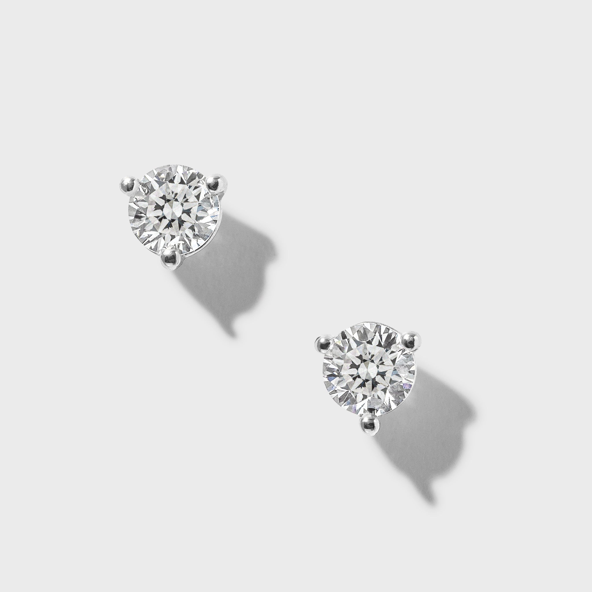 .25ctw 3mm Natural Diamond Stud Earrings
