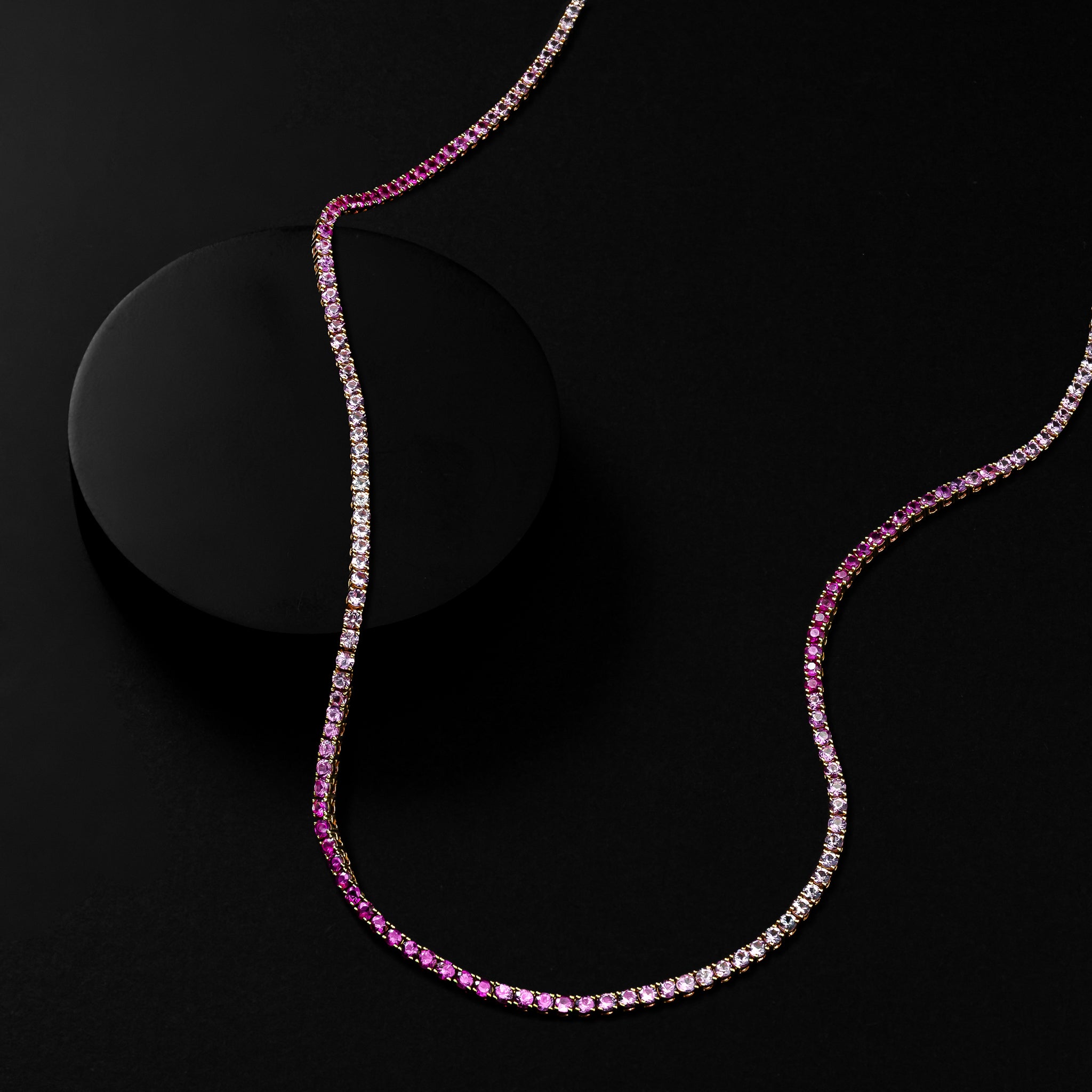 14 Karat Gold and Ombre Pink Sapphire 8.00cts Oval 16.00" Tennis Necklace