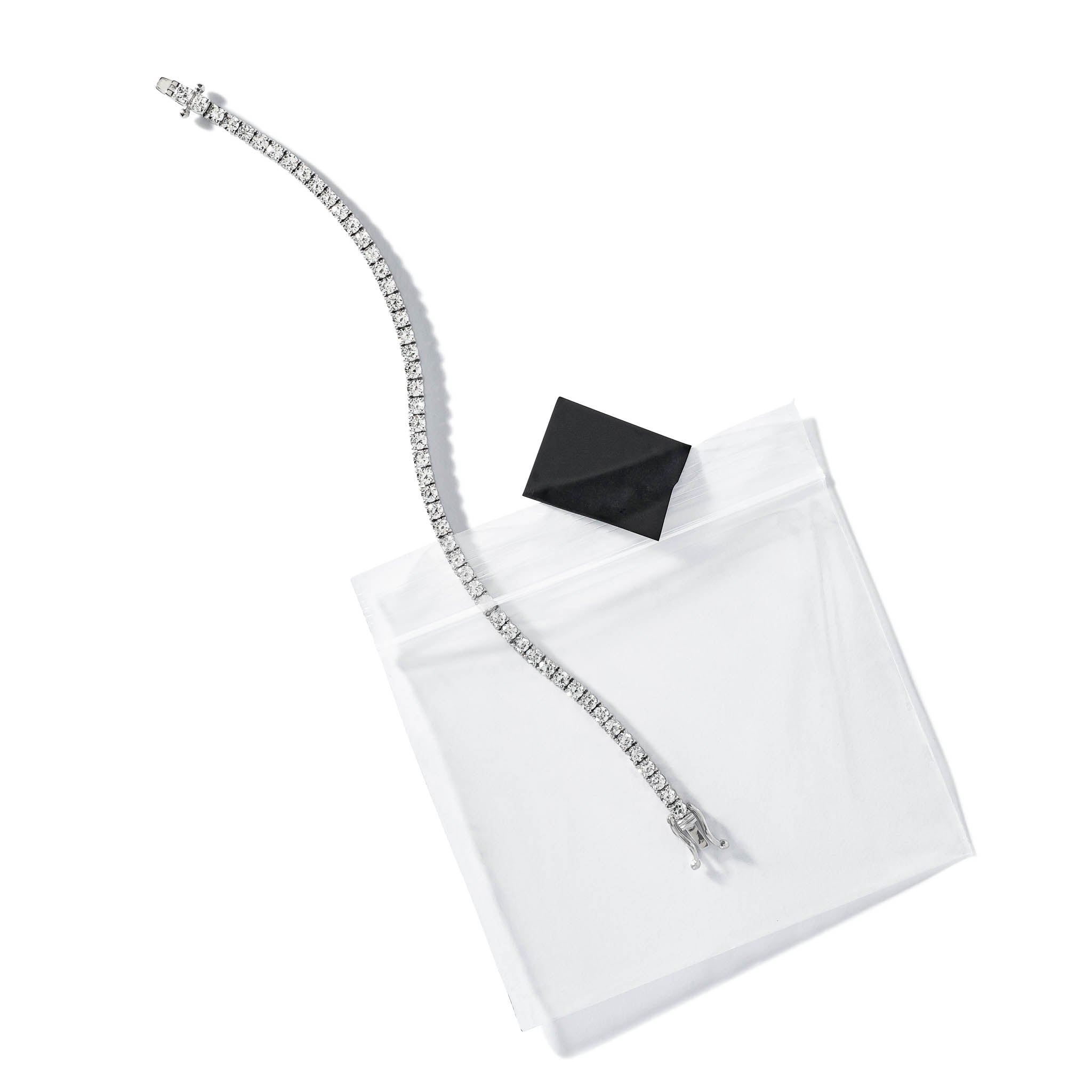 14 Karat White Gold 4.00ct Diamond Tennis Bracelet