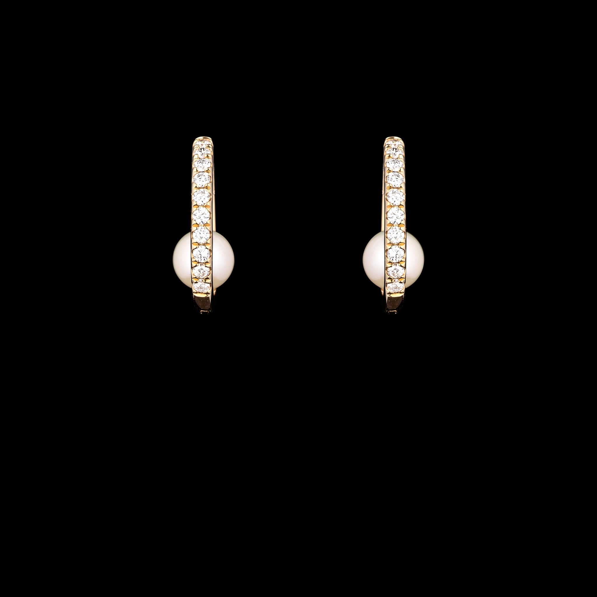 14 Karat Yellow Gold Diamond Inside Pearl Huggie