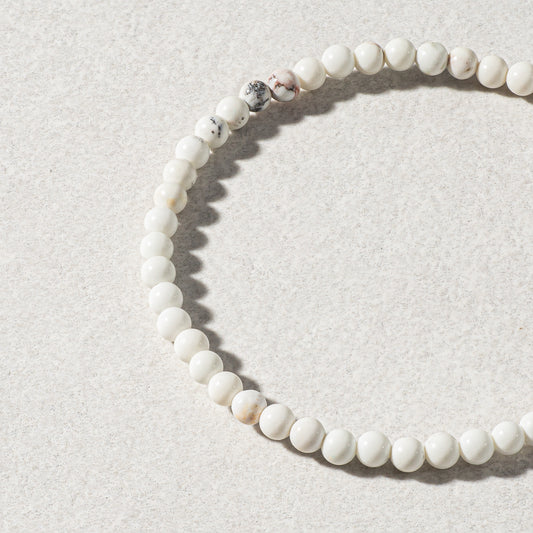 Mens White Magnesite Beaded Bracelet