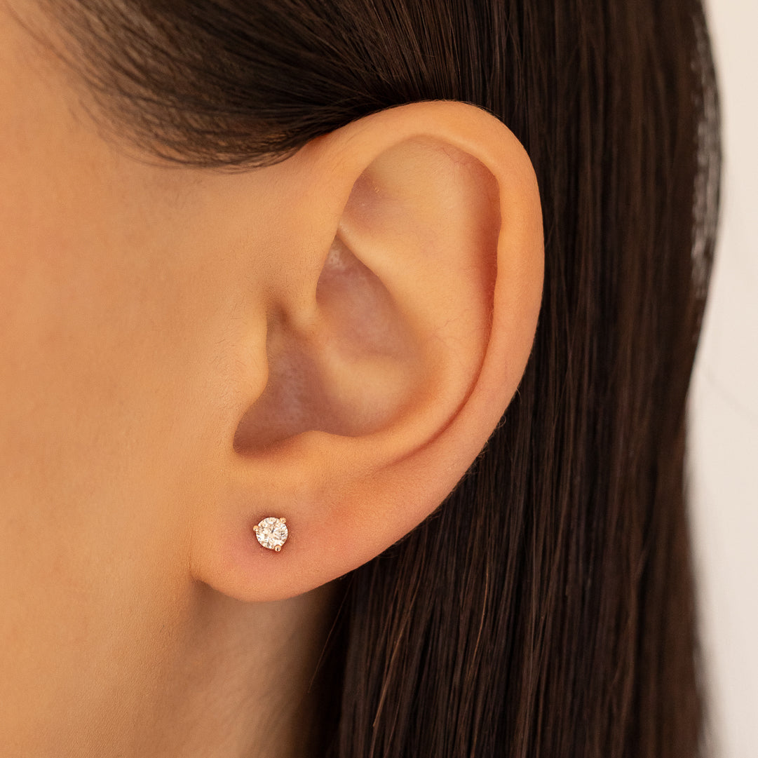 .25ctw 3mm Natural Diamond Stud Earrings