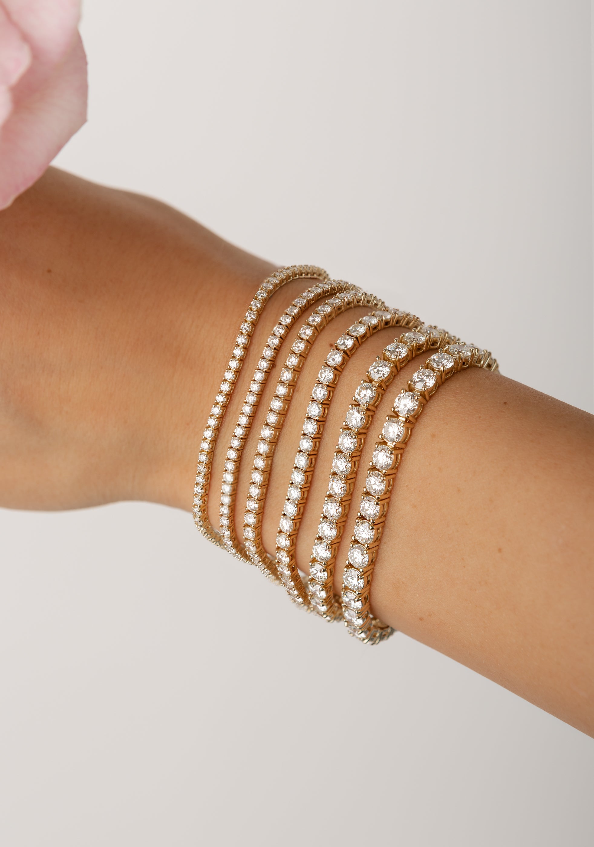 14 Karat Yellow Gold 4.00ct Diamond Tennis Bracelet