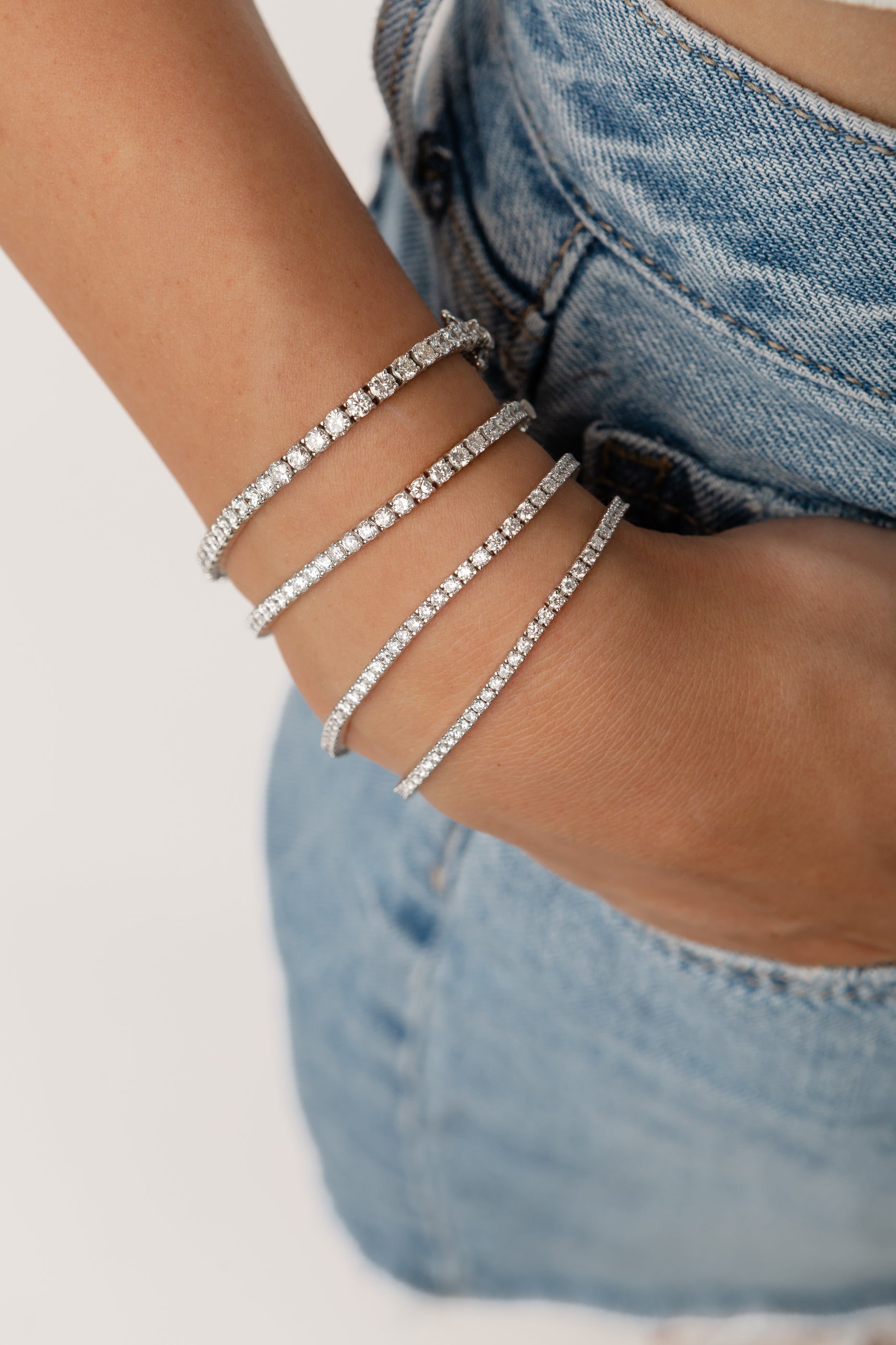 14 Karat White Gold 4.00ct Diamond Tennis Bracelet