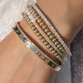 Load image into Gallery viewer, 18 Karat Yellow Gold 2.50cts Diamond Hinge Bracelet
