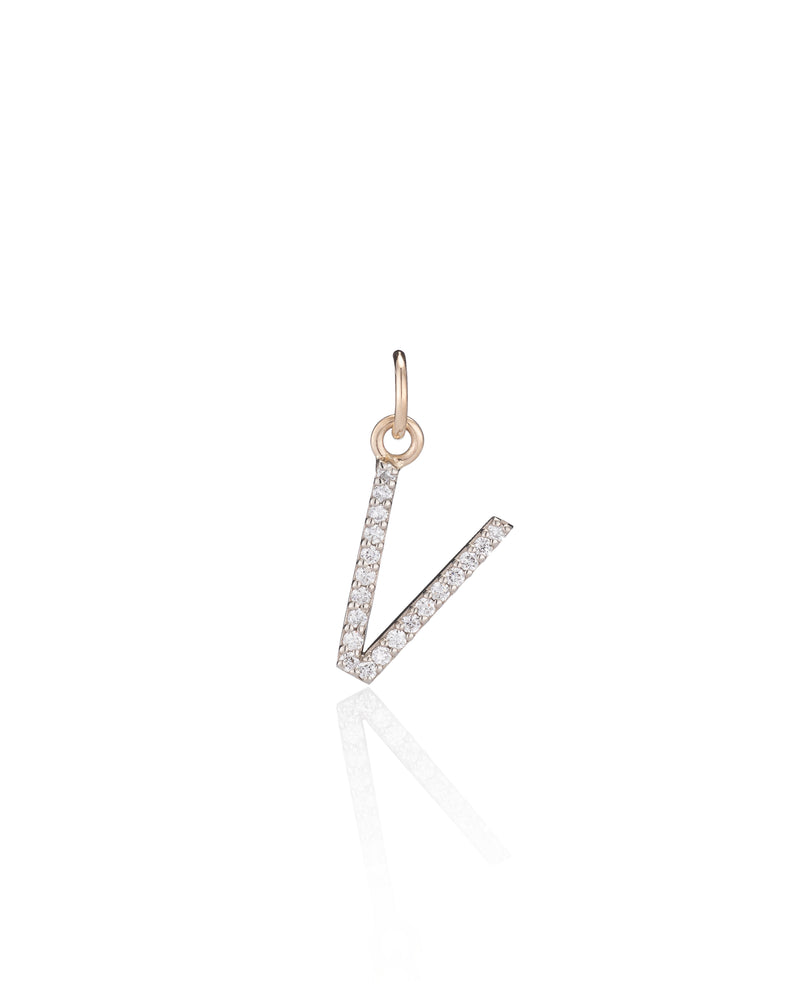 DIAMOND V CHARM