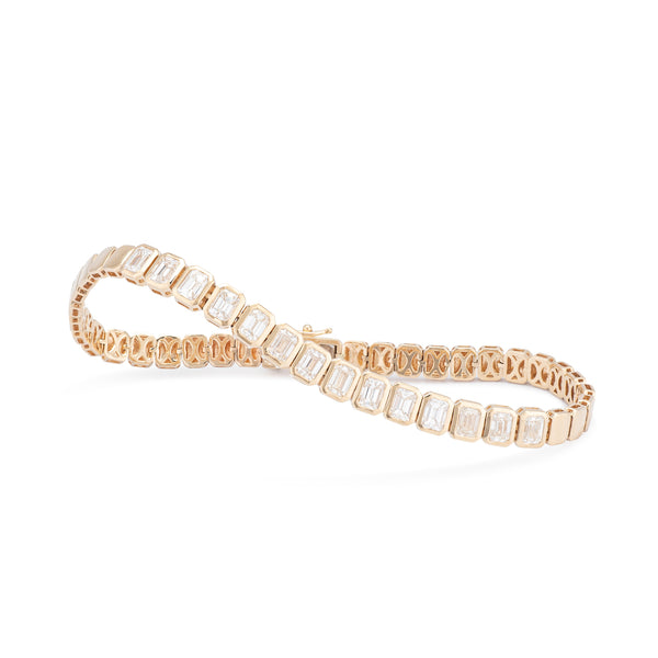 14 Karat Gold Vertical Half Way Emerald Tennis Bracelet