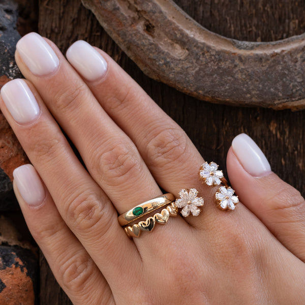 14 Karat Yellow Gold Heart Band