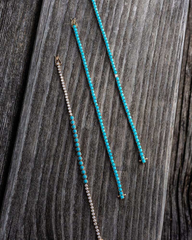 14 Karat Single Diamond Turquoise Bracelet